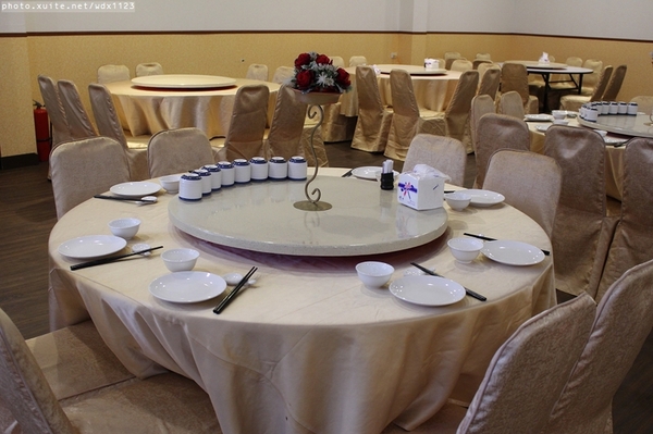 駱師父御宴餐廳：駱師父御宴餐廳✪滿漢全席饗宴~有包場辦桌的感覺~103.05.02