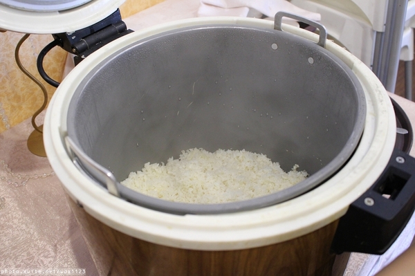 駱師父御宴餐廳：駱師父御宴餐廳✪滿漢全席饗宴~有包場辦桌的感覺~103.05.02