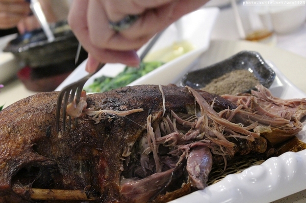 駱師父御宴餐廳：駱師父御宴餐廳✪滿漢全席饗宴~有包場辦桌的感覺~103.05.02