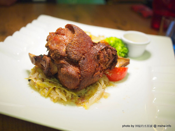 RUDOLPH魯道夫：【食記】新竹ROUDOLPH 魯道夫美式主題餐廳@竹北 : 餐點水準與價格接近的精緻排餐,喜愛美式餐廳的人不妨試試