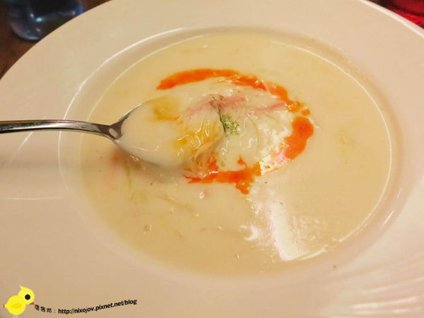 【新竹】RUDOLPH魯道夫美式主題餐廳-平民的價格，五星級的美味-牛小排、肋眼牛排、德國豬腳