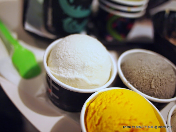 FRajo:【食記】台中Frajo Ice Cream@南屯 : 悠閒空間的小確幸, 傳說中的貴婦冰淇淋