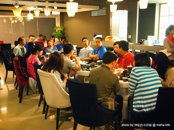 FRajo:【食記】台中Frajo Ice Cream@南屯 : 悠閒空間的小確幸, 傳說中的貴婦冰淇淋