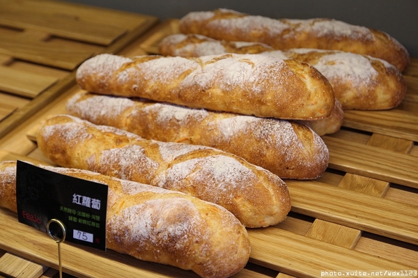 FRajo：FRajo✪新鮮健康低熱量的冰淇淋~我來吃你啦~103.05.18