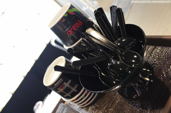 FRajo：FRajo✪新鮮健康低熱量的冰淇淋~我來吃你啦~103.05.18