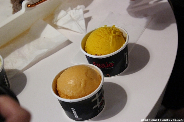 FRajo：FRajo✪新鮮健康低熱量的冰淇淋~我來吃你啦~103.05.18