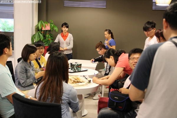 FRajo：FRajo✪新鮮健康低熱量的冰淇淋~我來吃你啦~103.05.18