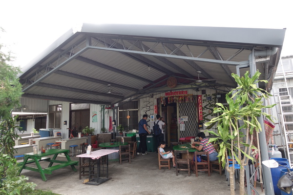 大池豆皮店：(胖樺食記)台東池上鄉必吃美食「大池豆皮店」/簡單的料理不平凡的好滋味/豆漿/豆花