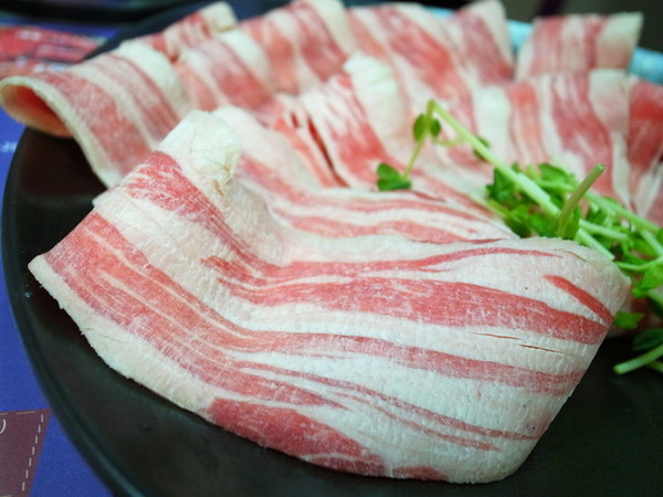 皇璽北海道昆布鍋(中和連城店):<台北|中和>頂級大份量肉品~三隻大牛&牛小排鍋~皇璽北海道昆布鍋(內有優惠資訊)