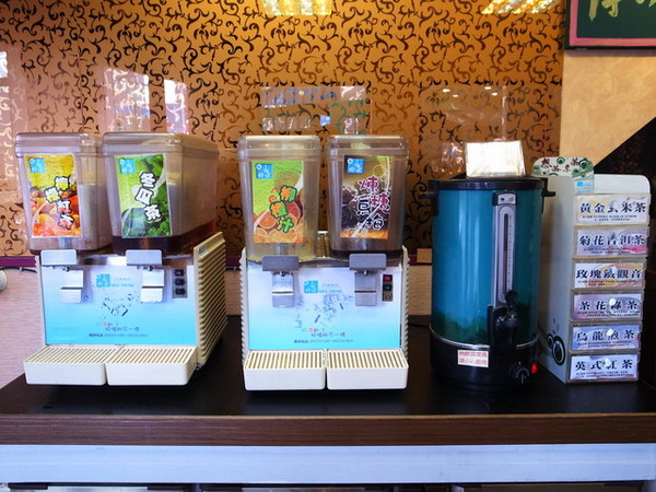 皇璽北海道昆布鍋(中和連城店):<台北|中和>頂級大份量肉品~三隻大牛&牛小排鍋~皇璽北海道昆布鍋(內有優惠資訊)