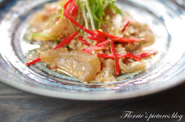 牛嫂溫體牛肉火鍋：合作~牛嫂溫體牛肉鍋~老闆推薦秘密菜單-牛肝料理，你嚐過沒？！