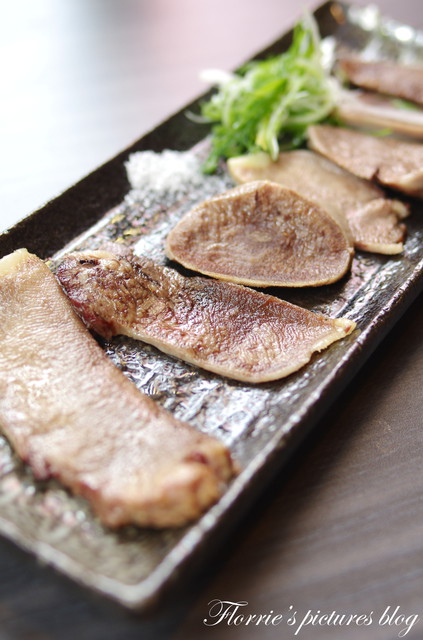 牛嫂溫體牛肉火鍋：合作~牛嫂溫體牛肉鍋~老闆推薦秘密菜單-牛肝料理，你嚐過沒？！