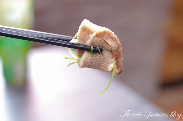 牛嫂溫體牛肉火鍋：合作~牛嫂溫體牛肉鍋~老闆推薦秘密菜單-牛肝料理，你嚐過沒？！