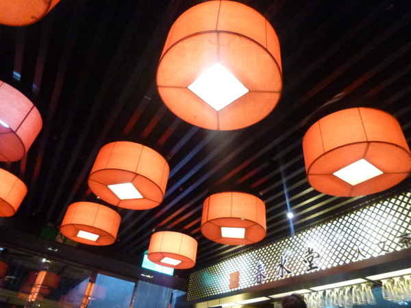 春水堂人文茶館(（大墩店、公益店、經國店）)：【台中西區】春水堂初體驗，叫姊姊不要叫阿姨XDD－春水堂人文茶館(勤美誠品店)