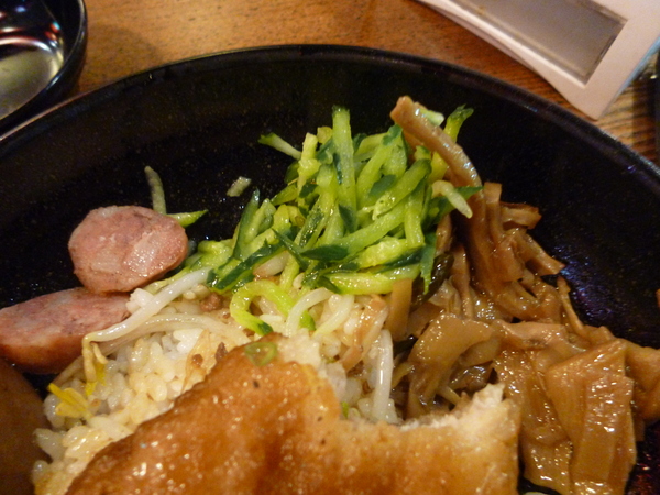 春水堂人文茶館(（大墩店、公益店、經國店）)：【台中西區】春水堂初體驗，叫姊姊不要叫阿姨XDD－春水堂人文茶館(勤美誠品店)