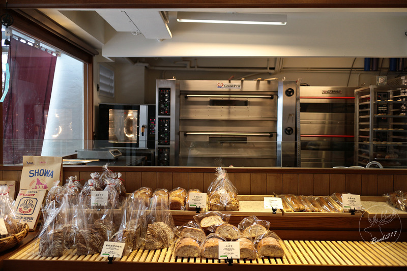 Banbi217 美食旅遊: 一禾堂麵包本舖,日式麵包、蛋糕(大安區、東區,捷運忠孝敦化站美食甜點)