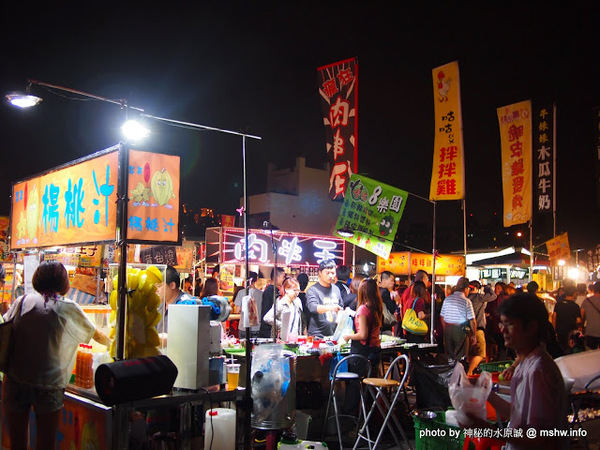 大台中龍富觀光夜市:【景點】台中龍富觀光夜市@南屯 : 三強鼎立?大台中的宵夜好夥伴! 動線尚可但攤位沒有號稱的多