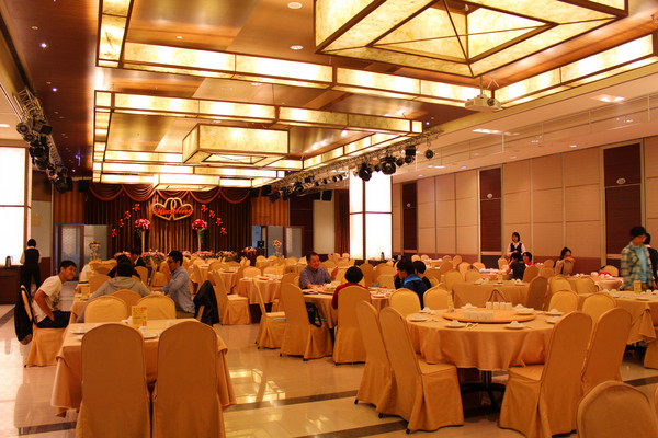 仁和齋健康素食餐行：[台北]精緻蔬食饗宴 仁和齋食尚喜宴會場