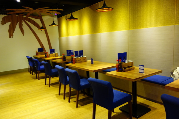 Brookhurst CaliPHOnia  布魯克加州式越南餐廳：布魯克加州式越南餐廳+異國美食+加州清淡遇上越南酸辣+雞肉河粉+BBQ豬+素食春捲+新鮮檸檬蘇打+東區+