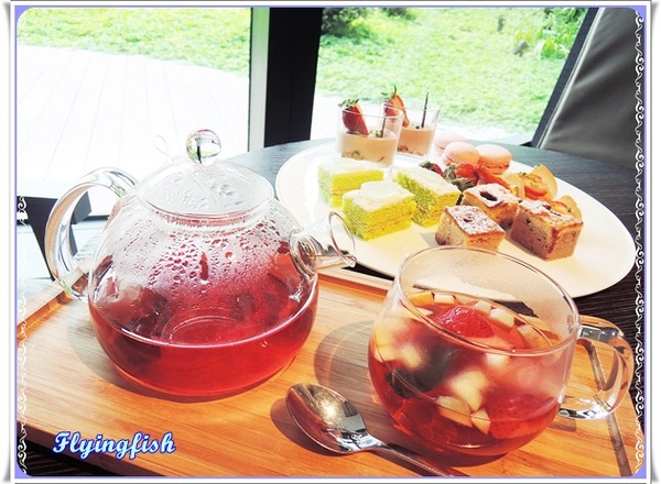 寒舍艾麗酒店The Terrace 大廳酒吧：✜ 超值滴繽紛草莓組曲下午茶約會－「寒舍艾麗酒店The Terrace 大廳酒吧」*.♥ ღ～
