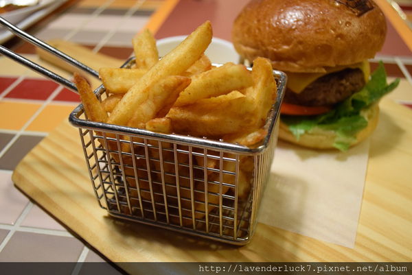 Queens Cuisine 皇后美食館:★Queens Cuisine 皇后美食館-美式吃到飽完整菜單附