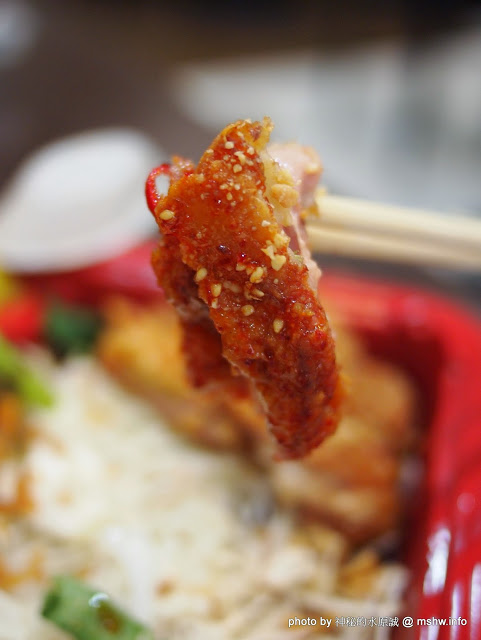 東泰鮮泰式椒麻雞飯：【食記】高雄東泰鮮泰式椒麻雞飯@苓雅MRT三多商圈 : 酥脆可口,麻中帶勁…小菜也不算難吃