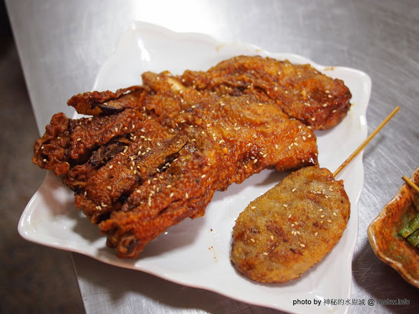 品燒碳烤美食(陳平店)：【食記】台中品燒碳烤美食(陳平店)@北屯 : 雞排意外的好吃!串燒類不差,魷魚有點失望