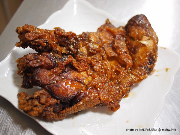 品燒碳烤美食(陳平店)：【食記】台中品燒碳烤美食(陳平店)@北屯 : 雞排意外的好吃!串燒類不差,魷魚有點失望