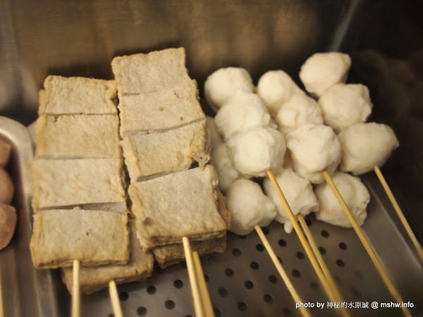 品燒碳烤美食(陳平店)：【食記】台中品燒碳烤美食(陳平店)@北屯 : 雞排意外的好吃!串燒類不差,魷魚有點失望