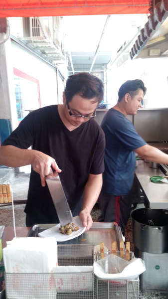 品燒碳烤美食(陳平店):口碑18_品燒碳烤美食(陳平店)~烤雞排好吃不油!!超推