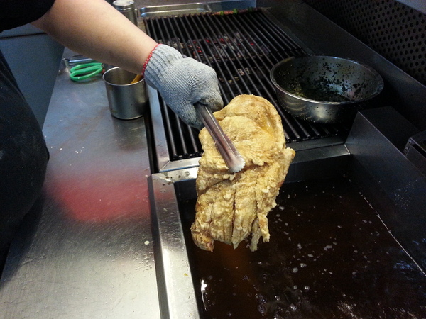 品燒碳烤美食(陳平店)：【口碑卷16】我在