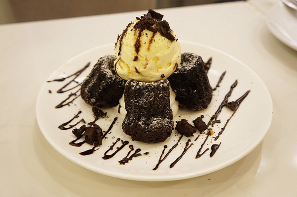 蘋果肉桂 Apple Cinnamon:捷運永春站♬激推!一次征服早午餐、正餐、下午茶優質美味!義大利炸起司夾心飯球&道地德國甜點 蘋果肉桂 Apple Cinnamon