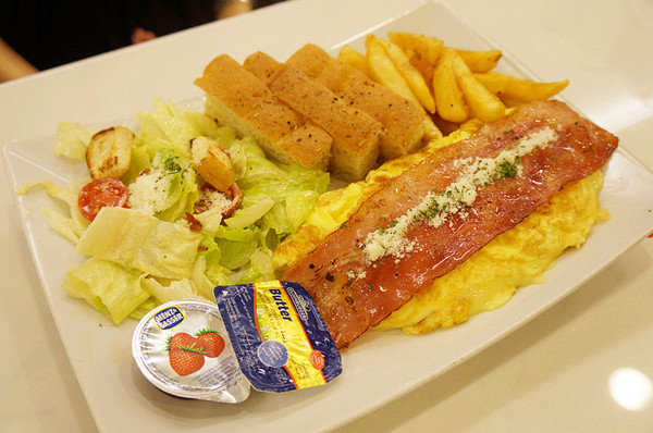 蘋果肉桂 Apple Cinnamon:捷運永春站♬激推!一次征服早午餐、正餐、下午茶優質美味!義大利炸起司夾心飯球&道地德國甜點 蘋果肉桂 Apple Cinnamon