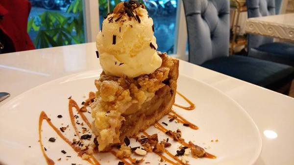 蘋果肉桂  Apple Cinnamon：＊台北～永春站 蘋果肉桂 超融化！冰淇淋脆皮蘋果派＊