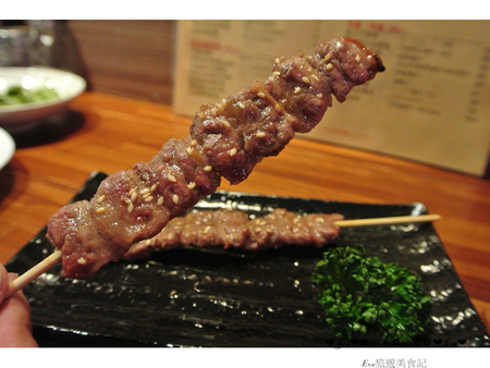 串樂燒揚酒場:【食記】oO。o○。台北 中山區 串樂燒揚酒場 串燒 烤物 蔬菜烤物 海鮮烤物 串揚 炸物 手卷壽司 wifi 野菜沙拉 食事湯品 星期五下班,小酌的好去處~明太子好像不用錢一樣放在山藥上!oO。o○。