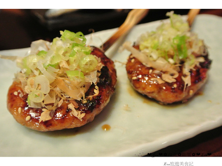 串樂燒揚酒場:【食記】oO。o○。台北 中山區 串樂燒揚酒場 串燒 烤物 蔬菜烤物 海鮮烤物 串揚 炸物 手卷壽司 wifi 野菜沙拉 食事湯品 星期五下班,小酌的好去處~明太子好像不用錢一樣放在山藥上!oO。o○。