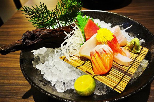 Fleur Lis 芙洛麗大飯店-山日本料理：芙洛麗大飯店-山日本料理+新竹美食+市區+日式料理+生魚片+道地美食