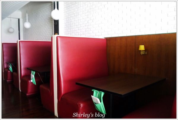 Vegas Fresh Cafe 義達餐廳(原Vegas Vegas維加斯美式餐廳)：中山站‧ Vegas Fresh Cafe義達餐廳