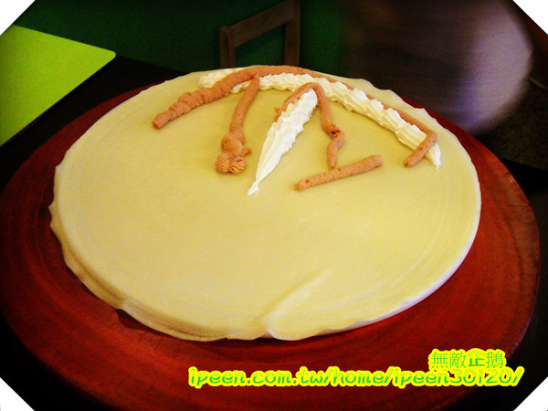 老樣子 法式薄餅：【台南】甜點吃再多也不怕~《老樣子 法式薄餅》