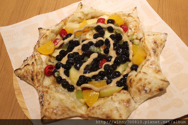 TINO'S PIZZA CAFE 堤諾比薩(莊敬門市)：台北/信義 義式自然發酵甜在星PIZZA，香Q有食趣!【TINO'S PIZZA CAFE堤諾比薩】（莊敬店）捷運101/世貿站