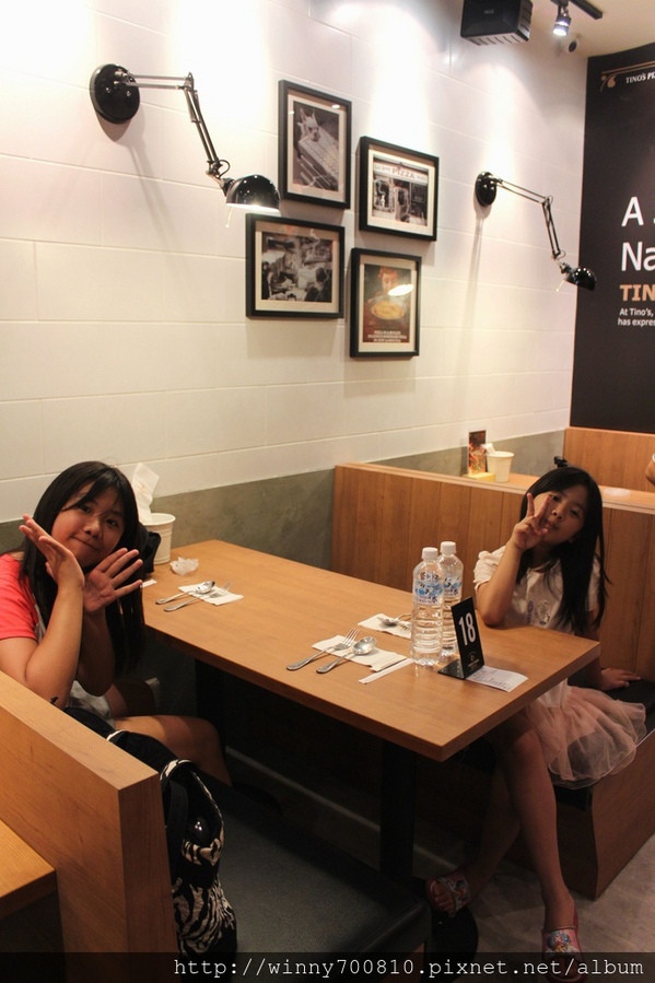 TINO'S PIZZA CAFE 堤諾比薩(莊敬門市)：台北/信義 義式自然發酵甜在星PIZZA，香Q有食趣!【TINO'S PIZZA CAFE堤諾比薩】（莊敬店）捷運101/世貿站