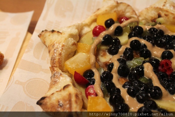 TINO'S PIZZA CAFE 堤諾比薩(莊敬門市)：台北/信義 義式自然發酵甜在星PIZZA，香Q有食趣!【TINO'S PIZZA CAFE堤諾比薩】（莊敬店）捷運101/世貿站