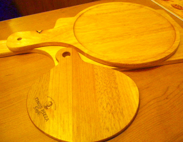 TINO'S PIZZA CAFE 堤諾比薩(莊敬門市)：創新又親民的『堤諾比薩(莊敬店)』服務優.氣氛佳.味道好-[可圈可點]