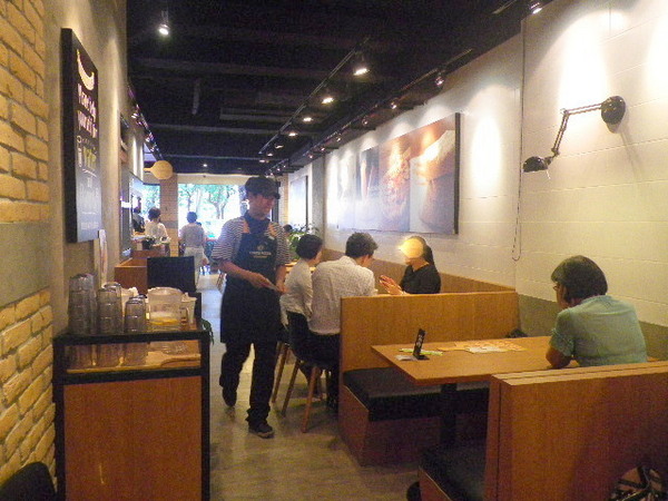 TINO'S PIZZA CAFE 堤諾比薩(莊敬門市)：創新又親民的『堤諾比薩(莊敬店)』服務優.氣氛佳.味道好-[可圈可點]