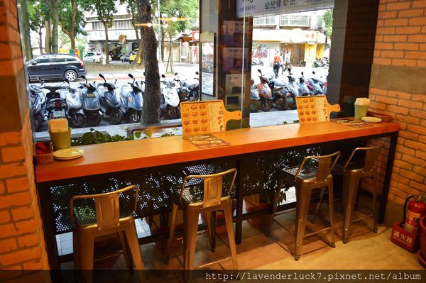 TINO'S PIZZA CAFE 堤諾比薩(莊敬門市):☆Tino's pizza沒有珍珠的遺憾用麻糬取代...