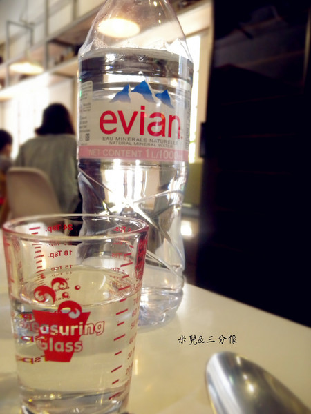 知貳茶館：[台北] 知貳茶館 迪化街商圈 搭新舊時光，串東西文化