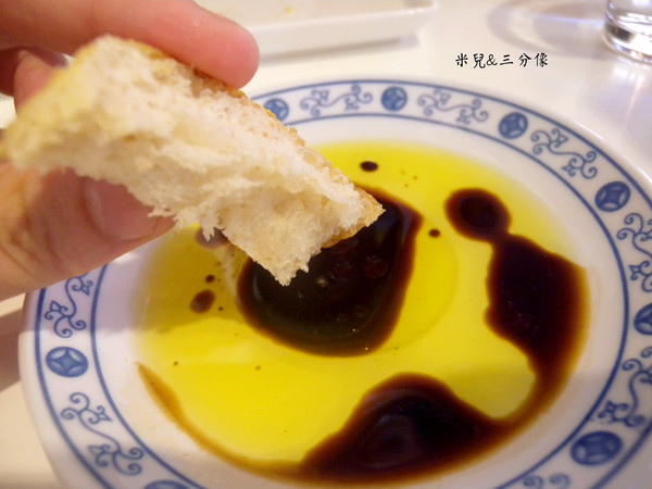 知貳茶館：[台北] 知貳茶館 迪化街商圈 搭新舊時光，串東西文化