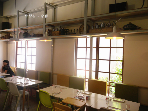 知貳茶館：[台北] 知貳茶館 迪化街商圈 搭新舊時光，串東西文化