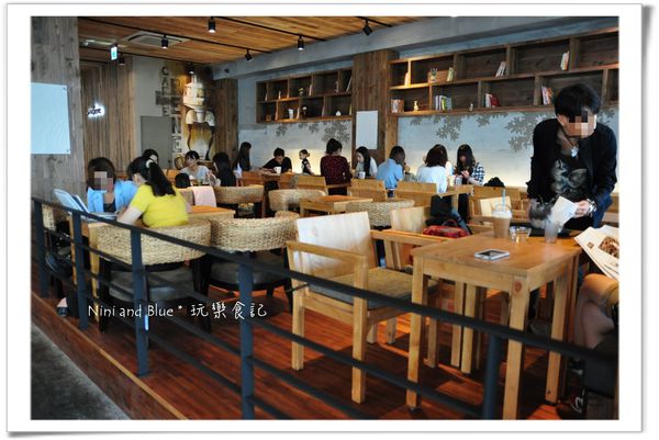 韓國咖啡caffe bene11.jpg