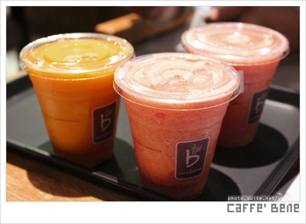 caffe bene韓國咖啡館：Caffe Bene(台中公益店)✪不管有沒有看韓劇，就是要來嚐鮮✪午夜場新選擇~103.04.24